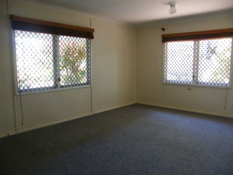 90 Centenary Heights Rd, Coolum Beach QLD 4573