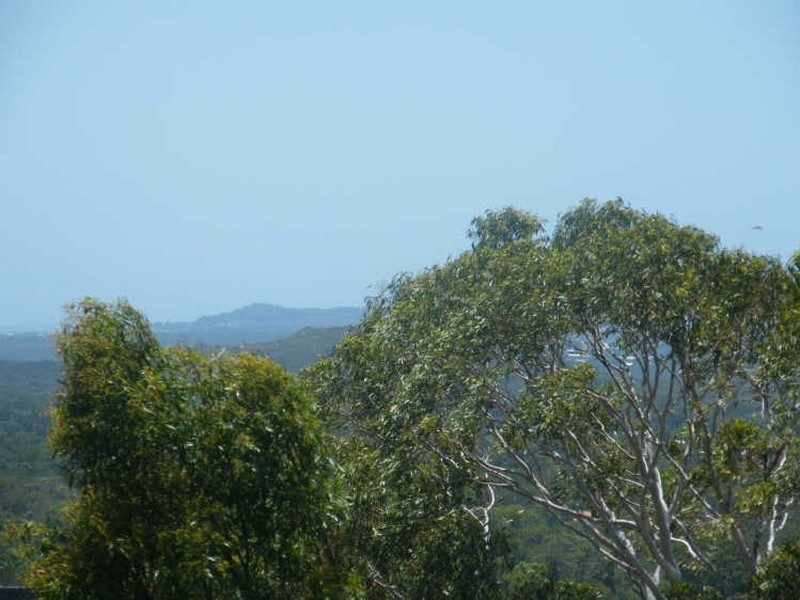 1 Hilltop Crescent, Coolum Beach QLD 4573