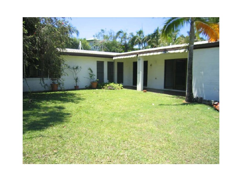 60 Suncoast Beach Road, Mount Coolum QLD 4573