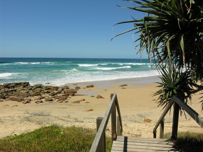 4 Yinneburra Street, Yaroomba QLD 4573