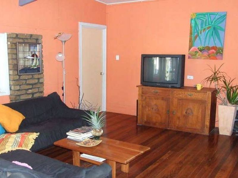 122 Mudjimba Beach Rd, Mudjimba QLD 4564