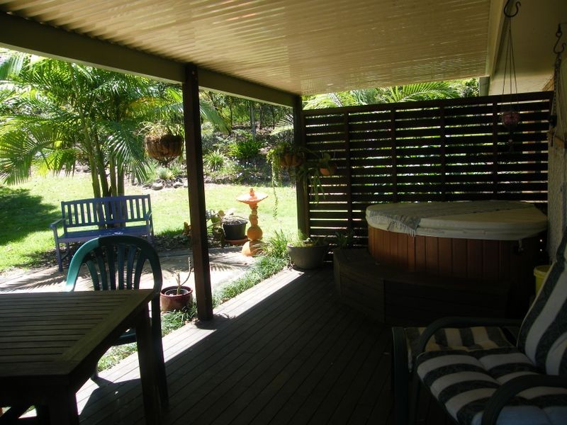 2 Old Coach Way, Ninderry QLD 4561