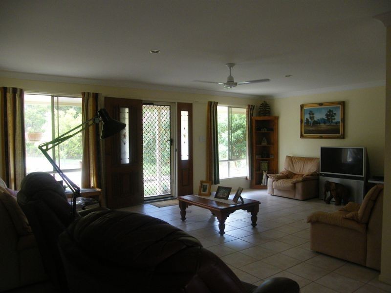 22 Country Coolum Drive, Maroochy River QLD 4561