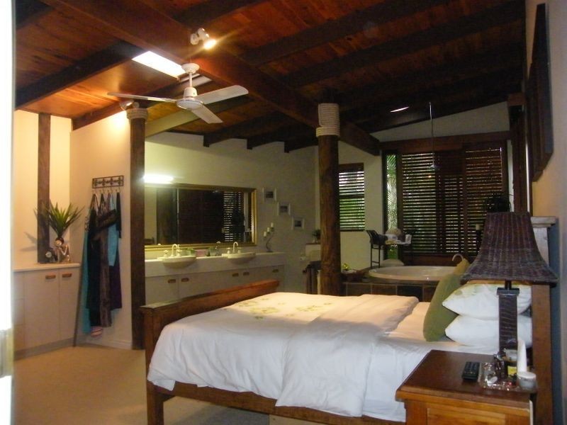 2 Jeenon Street, Coolum Beach QLD 4573