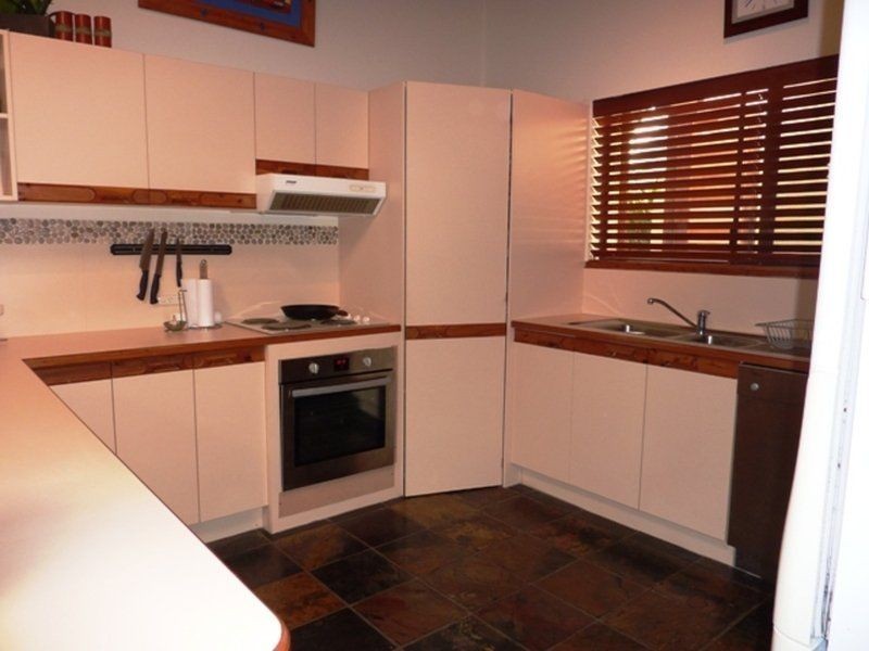 2 Jeenon Street, Coolum Beach QLD 4573