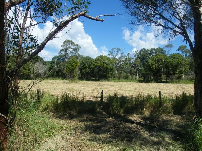 213 Memorial Drive, Eumundi QLD 4562