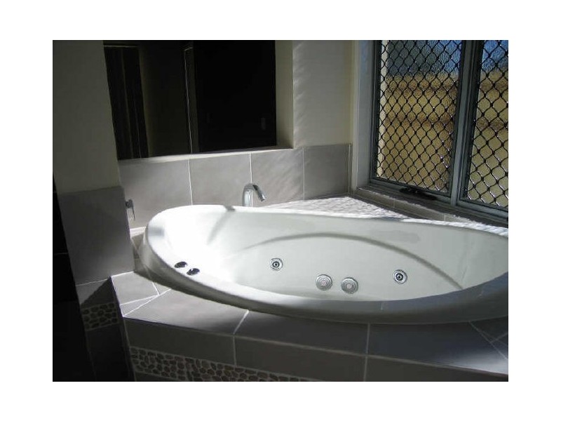 36 Sandhurst Crescent, Peregian Springs QLD 4573