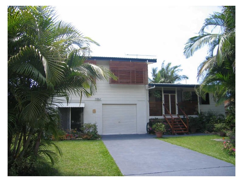 10 Russell Street, Coolum Beach QLD 4573