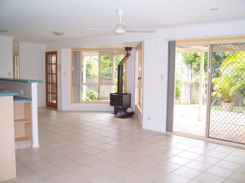 10 Joni Court, Bli Bli QLD 4560
