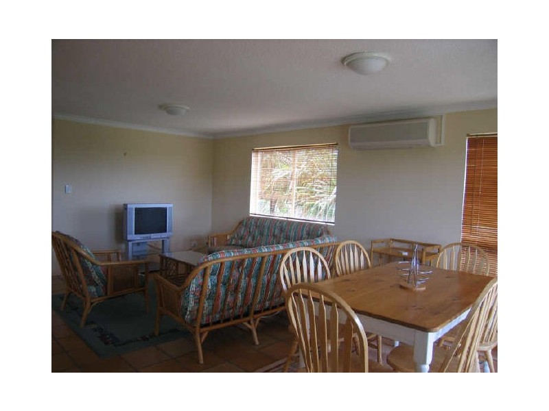 2/6 First Avenue, Coolum Beach QLD 4573