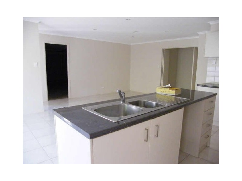 2/1 Gallows Street, Palmwoods QLD 4555