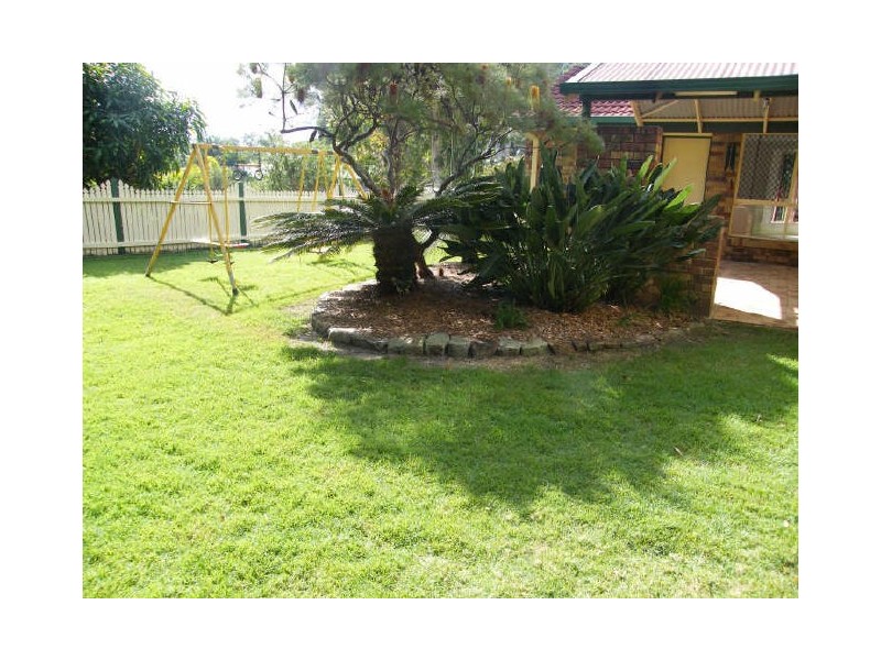 2 Peacock Crt, Coolum Beach QLD 4573