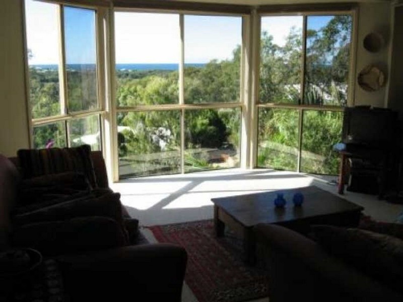 12 Mountain Rise Court, Mount Coolum QLD 4573