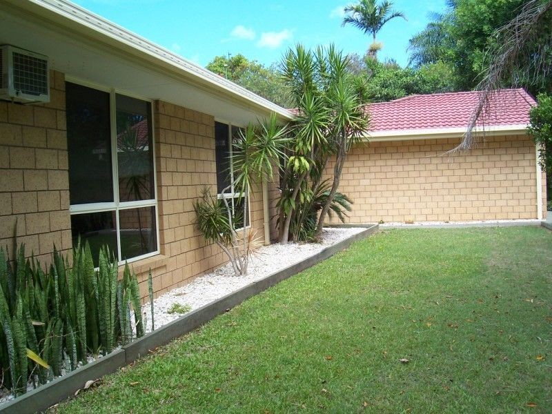 85 Mountain View Drive, Mount Coolum QLD 4573
