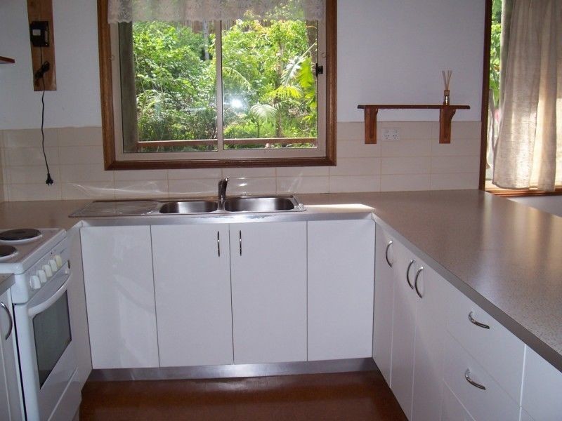 113 Centenary Heights Rd, Coolum Beach QLD 4573