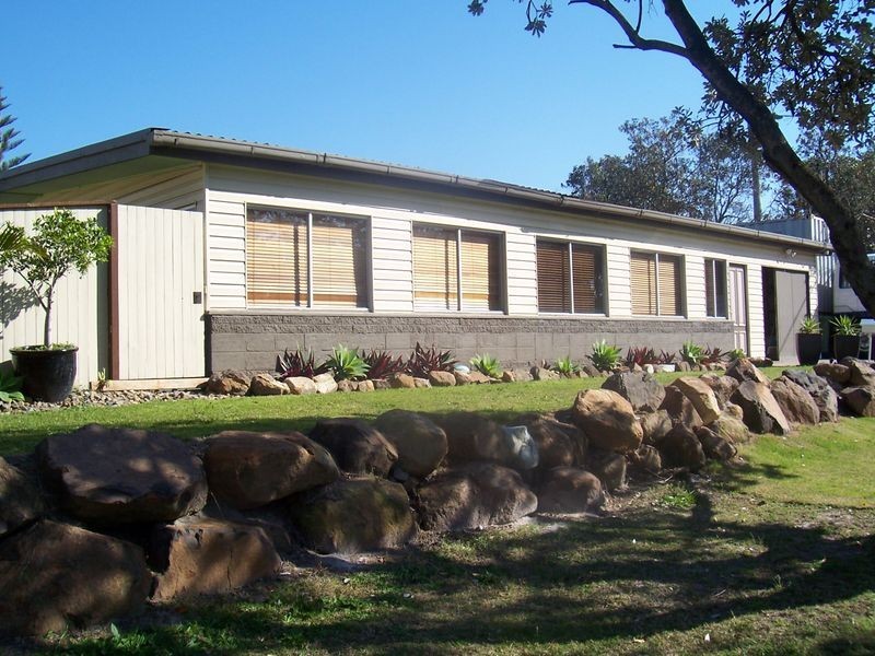 2 Yinneburra Street, Yaroomba QLD 4573