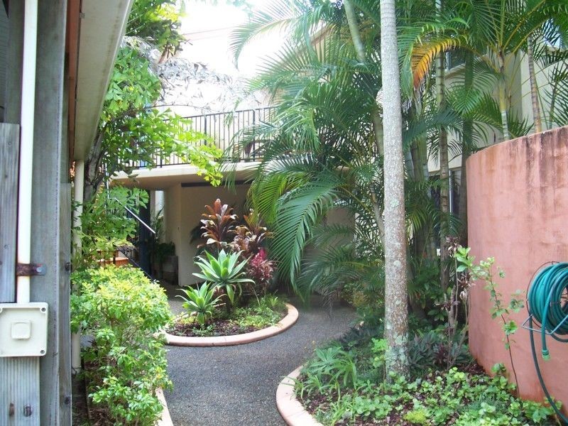 2/11 Melville Ct, Mount Coolum QLD 4573