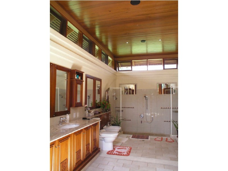 99 Ocean Vista Drive, Maroochy River QLD 4561