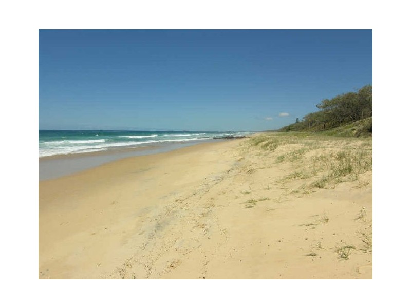 1482 David Low Way, Yaroomba QLD 4573