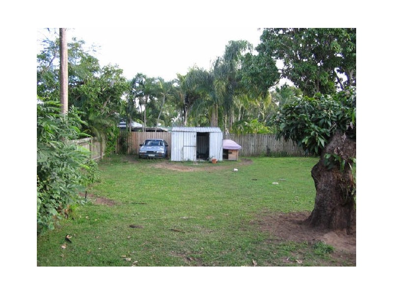 99 Waverley Street, Bucasia QLD 4750