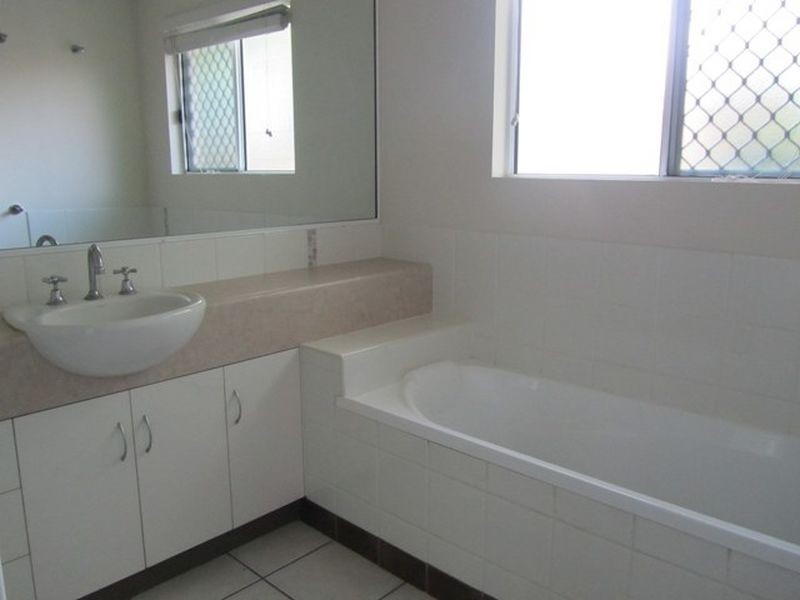70 Royal Sands Boulevard, Bucasia QLD 4750