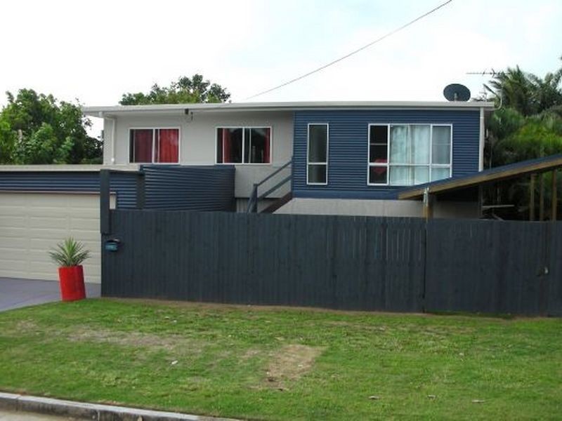 17 Brampton Avenue, Bucasia QLD 4750