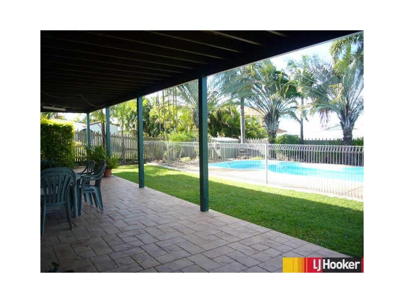 16 McCormack Avenue, Rural View QLD 4740