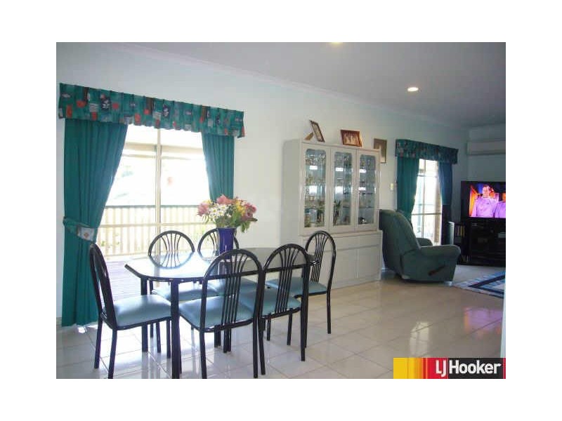 16 McCormack Avenue, Rural View QLD 4740