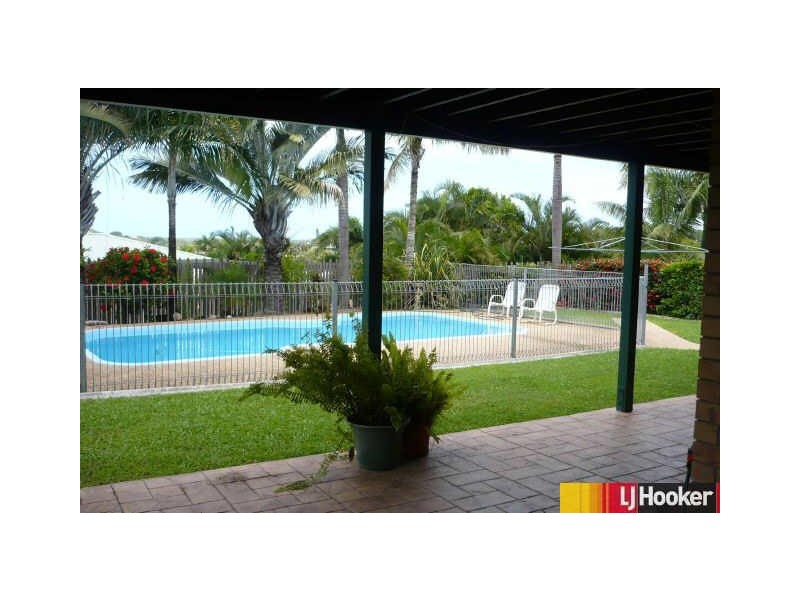 16 McCormack Avenue, Rural View QLD 4740