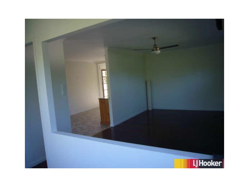 21 Brampton Ave, Bucasia QLD 4750
