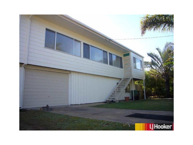 21 Brampton Ave, Bucasia QLD 4750