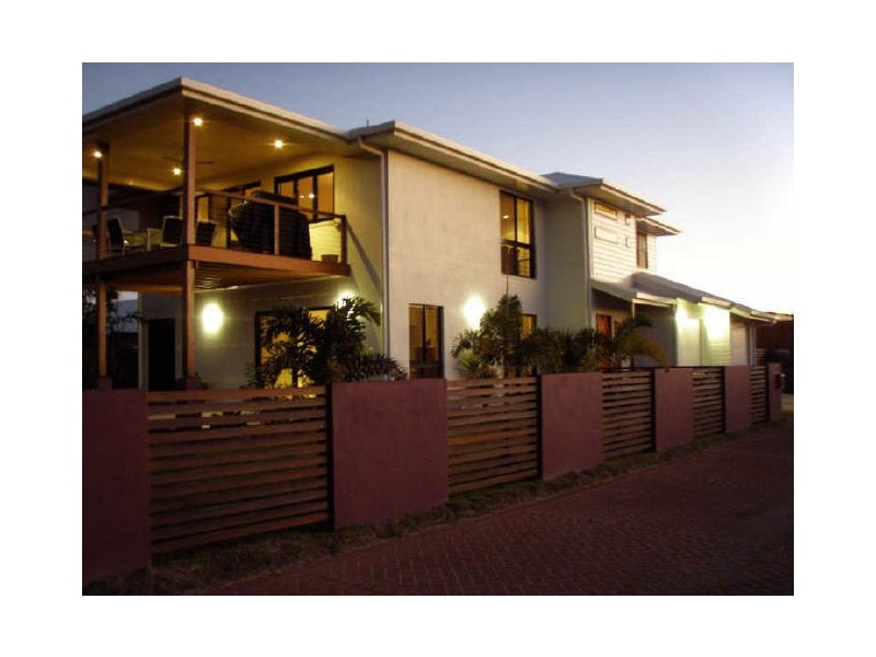 24 Seafarer Court, Blacks Beach QLD 4740