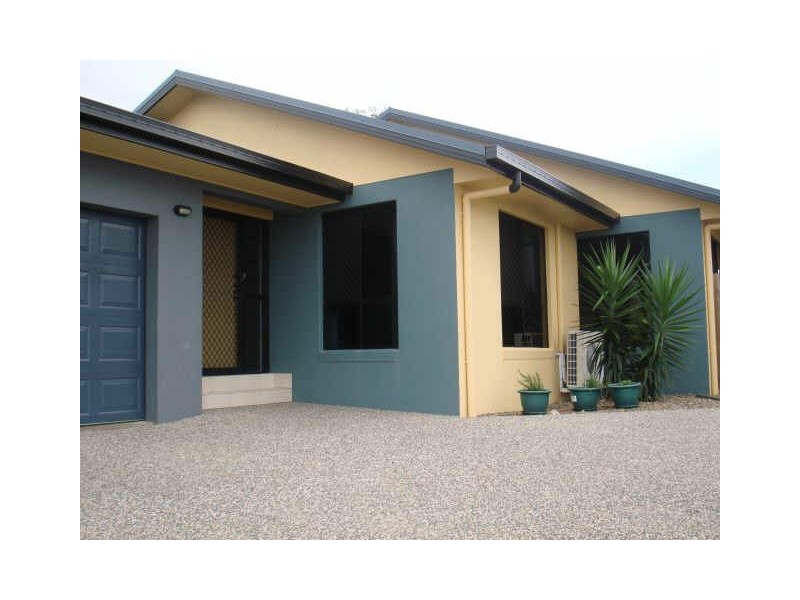 32 Mulcahy Crescent, Eimeo QLD 4740