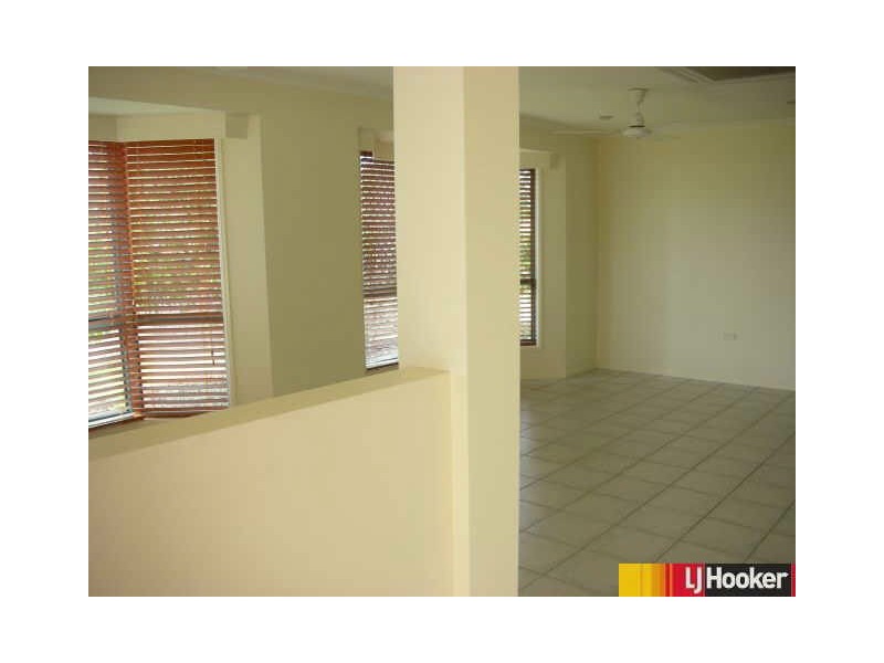 6 The Quarterdeck, Blacks Beach QLD 4740