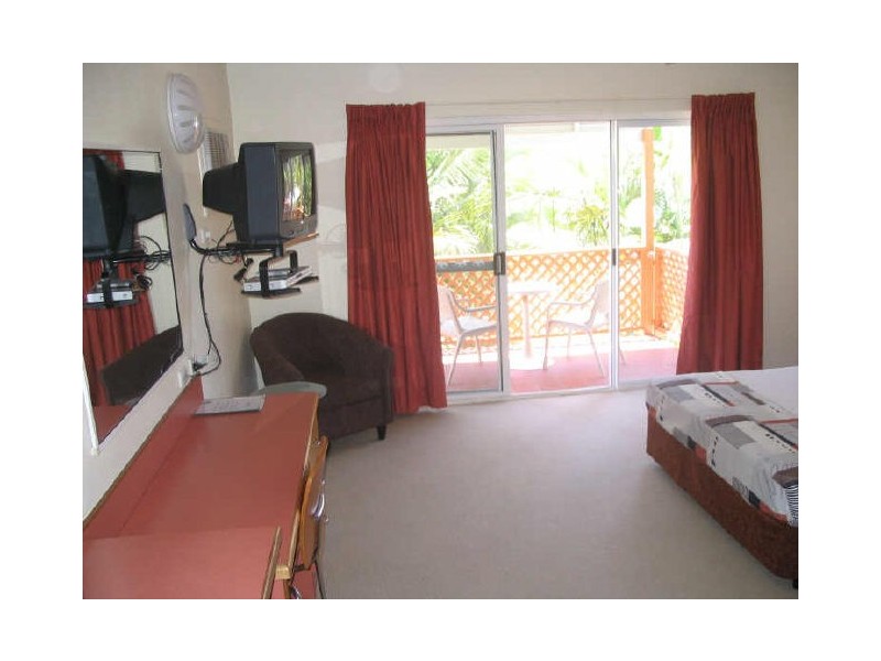 208 Dolphin Heads Resort, Dolphin Heads QLD 4740