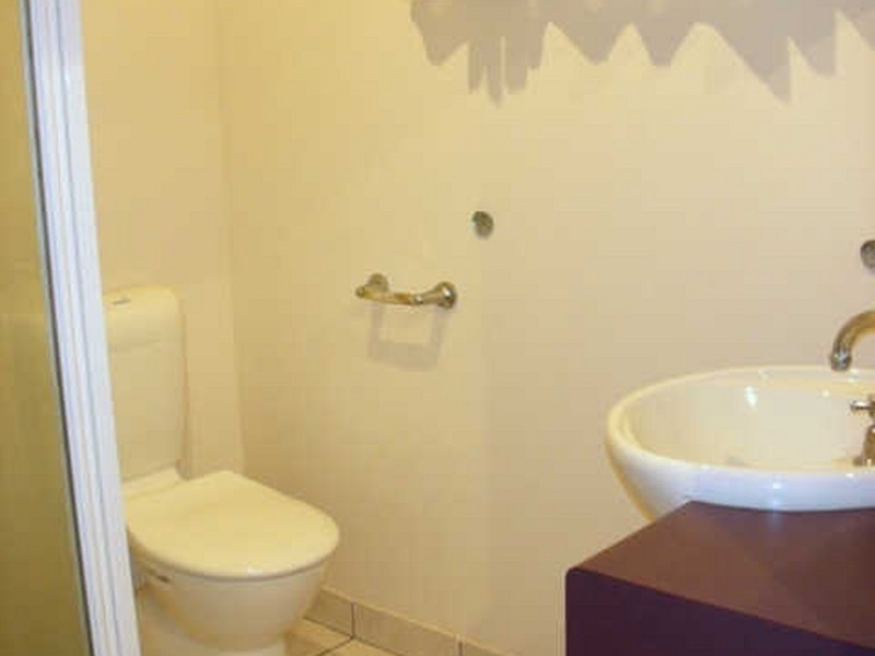 18 Beachside Place, Shoal Point QLD 4750