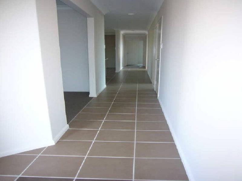 4 Hawkins Street, Bucasia QLD 4750