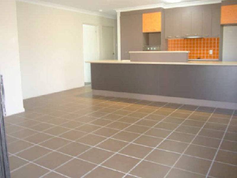 4 Hawkins Street, Bucasia QLD 4750