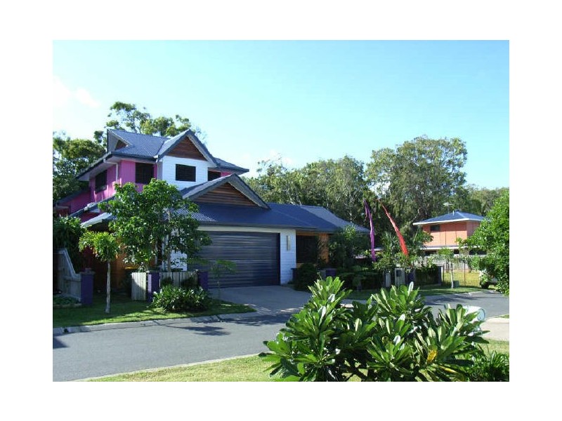 6 Whitesan Blue Terrace, Blacks Beach QLD 4740