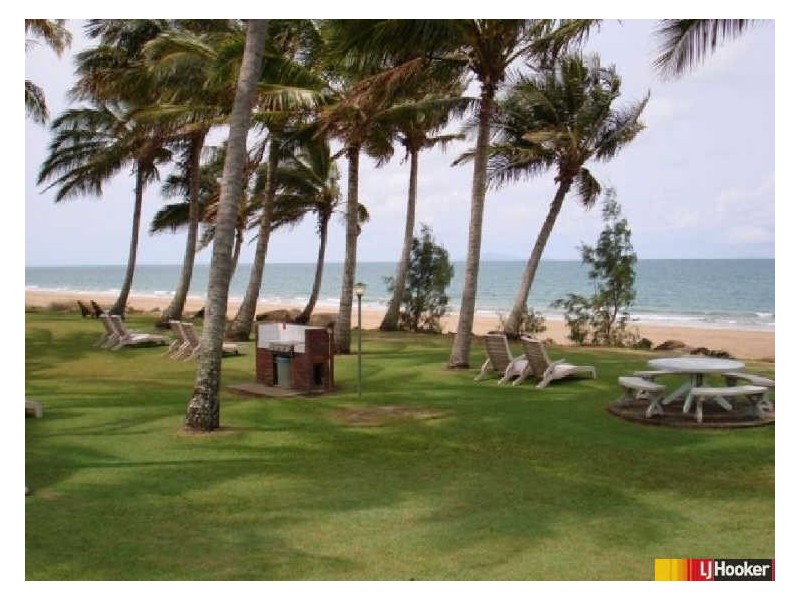 37 & 44/26 Bourke Street Blue Pacific Village, Blacks Beach QLD 4740