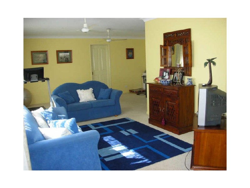 21 Botha Street, Blacks Beach QLD 4740