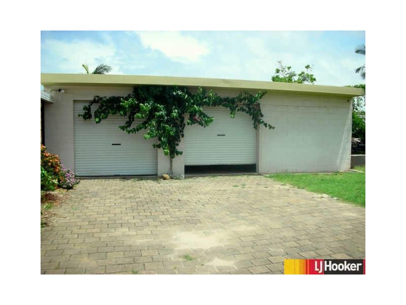 17 Cavanagh Drive, Blacks Beach QLD 4740