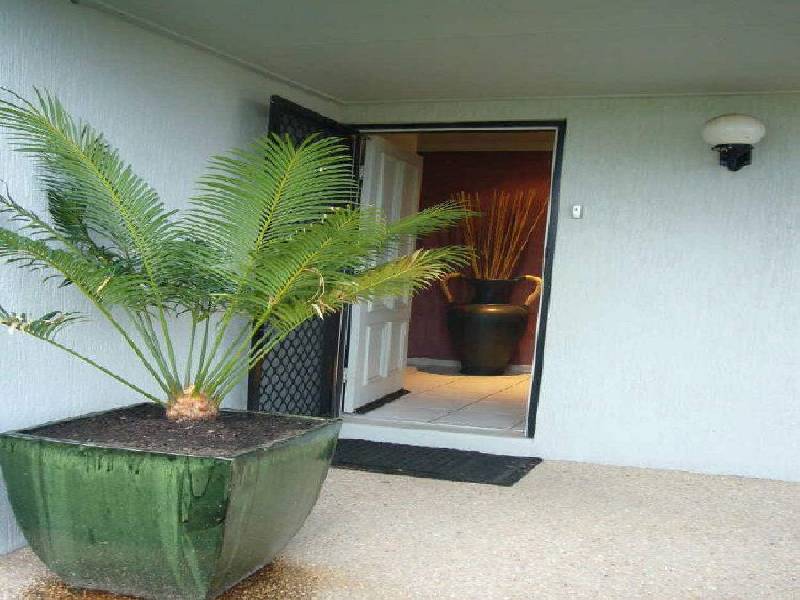 17 McHugh Street, Rural View QLD 4740