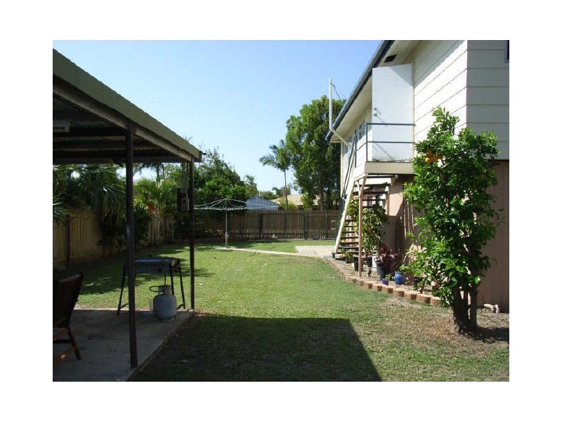 15 Nicklin Drive, Beaconsfield QLD 4740