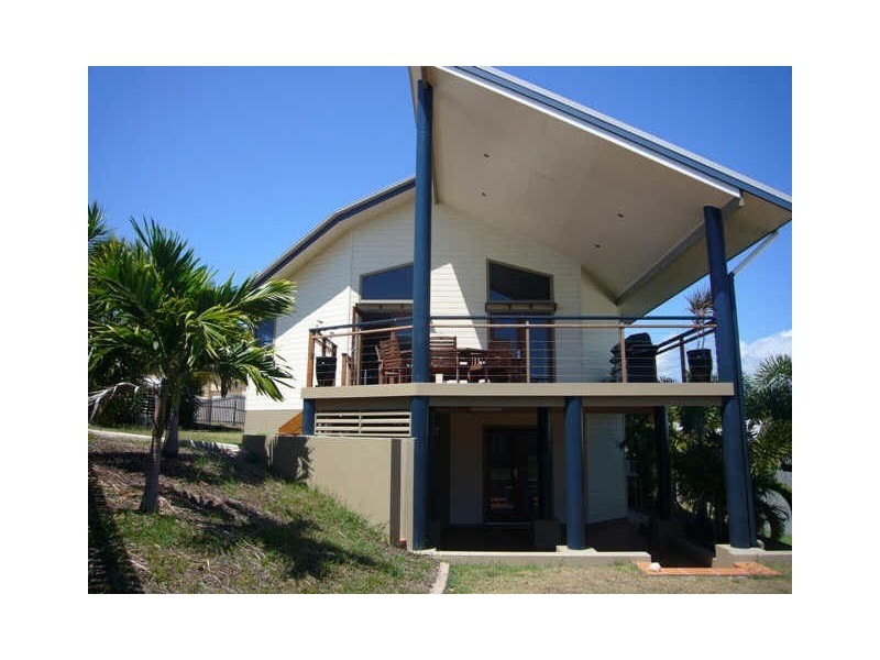 6 Trochus Court, Shoal Point QLD 4750