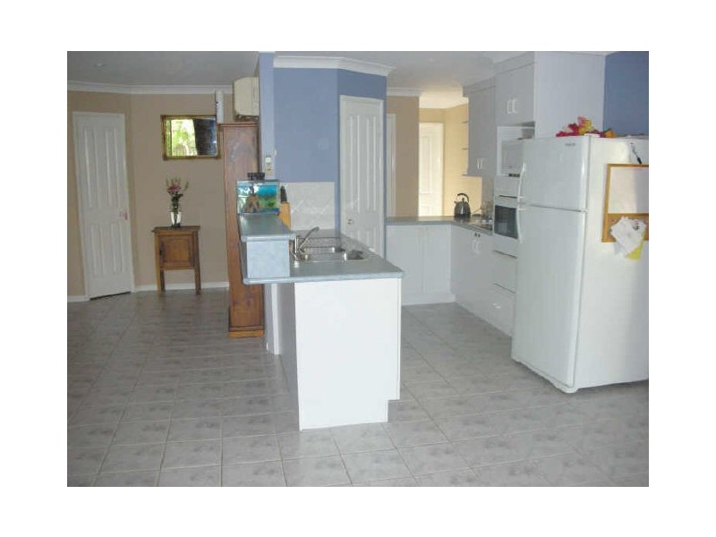 4 Botha Street, Blacks Beach QLD 4740