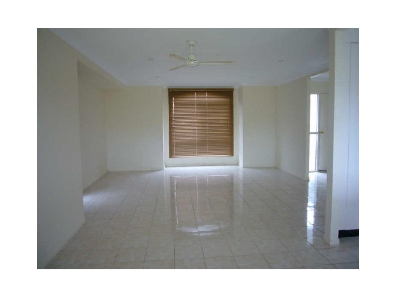 18 Michelle Crescent, Bucasia QLD 4750