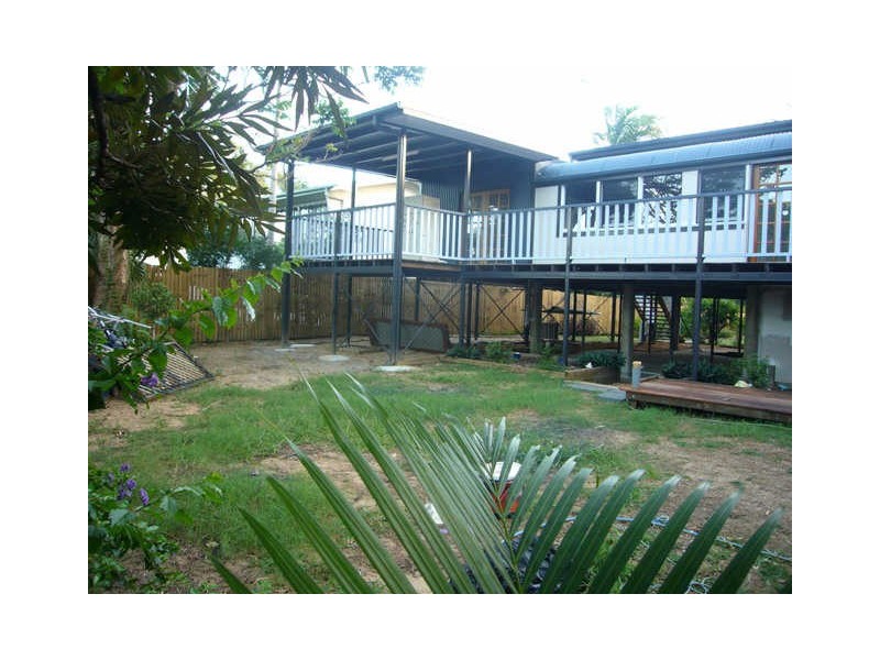 88 Waverley Street, Bucasia QLD 4750