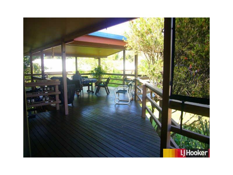 9 Coral Drive, Blacks Beach QLD 4740