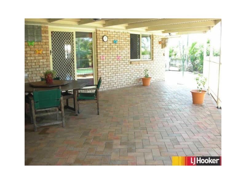 3 Hillcrest Street, Eimeo QLD 4740
